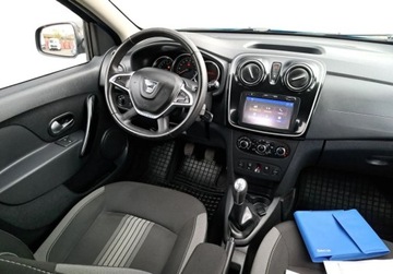 Dacia Sandero II Hatchback 5d Facelifting 0.9 TCe 90KM 2018 Dacia Sandero Bezwypadkowy, zdjęcie 11