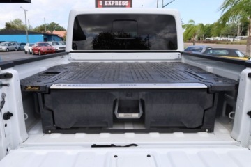 Jeep Gladiator 2023 Jeep Gladiator Willys 2023 3.0 Diesel 260KM, zdjęcie 2