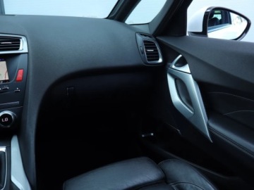 DS 5 Hatchback Facelifting 2015 1.6 THP 165KM 2017 DS 5 1.6 THP, Automat, Skóra, Navi, Xenon, zdjęcie 7