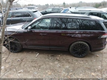 Lincoln Aviator 2023 Lincoln Aviator Black Label 2023 3.0 Benzyna 400KM, zdjęcie 2