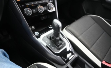 Volkswagen T-Roc I SUV 2.0 TDI 150KM 2021 Volkswagen T-Roc 2,0 TDI 150 KM DSG Nawigacja Kamera DIGITAL FULL UNITED, zdjęcie 14