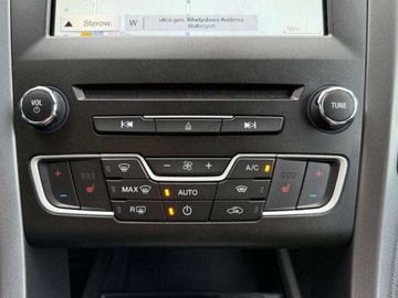 Ford Mondeo V Kombi 1.5 EcoBoost 160KM 2017 Ford Mondeo LEDNAVIAsystent ParkowaniaAsystent PasaCzyta Znaki 1.5, zdjęcie 24