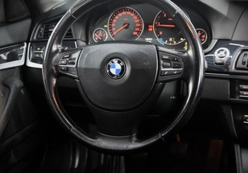 BMW Seria 5 F10-F11 Touring 520d 184KM 2011 BMW Seria 5 Kombi_Panoramiczny dach_Nawigacja_Podgrzewane fotele 2.0 Diesel, zdjęcie 16