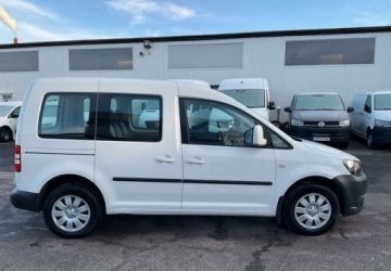 Volkswagen Caddy III Kombi Maxi 2.0 EcoFuel CNG 109KM 2010 Volkswagen Caddy 2.0 MPI 109 KM 5 osobowycena Export 2.0 BenzynaLPG, zdjęcie 1