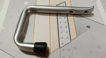 РУЧКА-ВЕШАЛКА ДЛЯ ТРУБНОГО КРЮКА ДЛЯ ГАРАЖНЫХ КАБЕЛЕЙ В ПОДВАЛЕ 80x120 МАЛЕНЬКИЙ КРЮК HPU 80