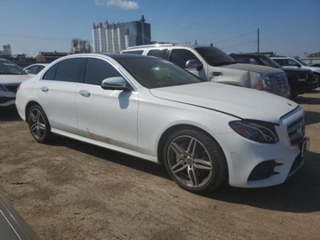 Mercedes Klasa E W213 2020 Mercedes-Benz Klasa E 350, 2020r., 4x4, 2.0L 2.0 Benzyna 255KM, zdjęcie 1