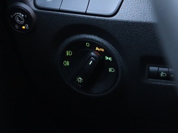 Skoda Fabia III Hatchback Facelifting 1.0 MPI 60KM 2019 Skoda Fabia 1.0, Salon Polska, GAZ, VAT 23%, zdjęcie 15