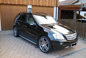 MERCEDES ML W164 РАМНЫЕ СТУПЕНИ 05-11