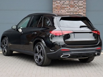 Mercedes GLC C254/X254 Coupe 2.0 300 258KM 2025 MERCEDES-BENZ GLC 300 4-Matic AMG Line 2.0 (258KM) 2025, zdjęcie 3