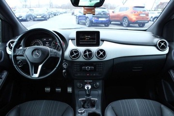 Mercedes Klasa B W246 Sports Tourer 180 BlueEFFICIENCY 122KM 2012 Mercedes-Benz Klasa B Gwarancja__Klima__Alu__LED, zdjęcie 20