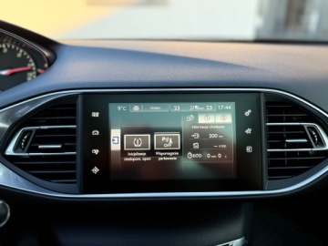 Peugeot 308 II SW 2.0 BlueHDi 150KM 2016 PEUGEOT 308 2.0 HDI 150 KM ALLURE / KAMERA / PANORAMA / FULL LED, zdjęcie 31