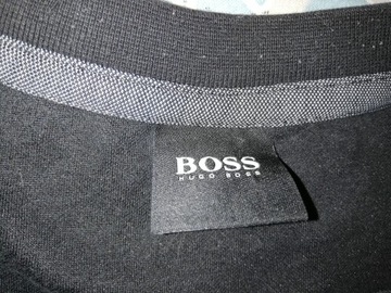 Bluza firmy Hugo Boss. Rozmiar S.