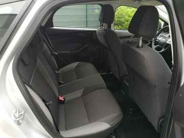 Ford Focus III Hatchback 5d facelifting 1.6 TDCi 115KM 2014 Ford Focus 1.6TDCI 115KM Klimatyzacja Elektryka, zdjęcie 17
