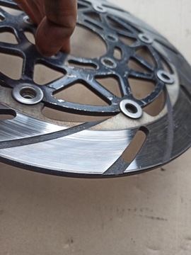 Передний тормозной диск suzuki gsxr 600 750 k4 k5