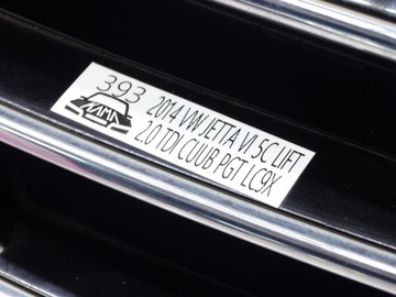 MASKA MŘÍŽKA CHLADIČŮ + LOGO NÁRAZNÍKU VW JETTA VI 6 5C FACELIFT 5C6853655F