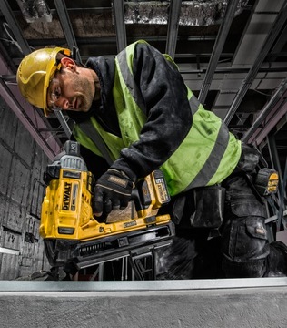 Забиватель бетона 18В 2х5Ач XR DCN890P2 DeWalt + кейс