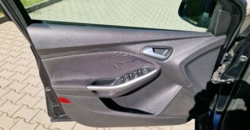 Ford Focus III Kombi 1.0 EcoBoost 125KM 2013 Ford Focus Ford Focus Benzyna 125KM, zdjęcie 12