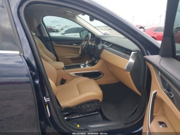 Jaguar F-Pace 2023 Jaguar F-Pace S P250 2023 2.0l 2.0 Benzyna 247KM, zdjęcie 9