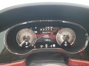 Bentley Bentayga 2022 Bentley Bentayga 2022, 4.0L, 4x4, porysowany lakier, zdjęcie 9