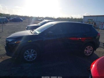 Toyota Corolla Cross 2022 Toyota Corolla Cross L 2022 2.0l 2.0 Benzyna 169KM, zdjęcie 2