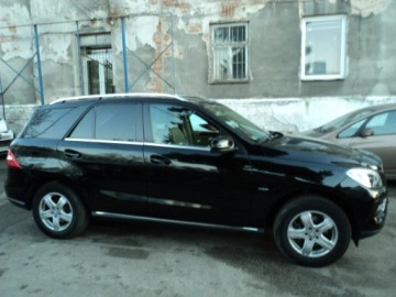 Mercedes Klasa M W166 Off-roader 350 BlueTEC 4MATIC 258KM 2012 Mercedes ML 350 sprzedam ładnego mercedesa ML 350