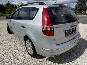 Hyundai i30 I CW 1.4 DIHC CVVT 109KM 2009 Hyundai i30 HYUNDAI I 30 Klima Alu kombi 1.4 Benzyna 109KM, zdjęcie 3