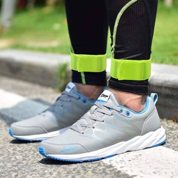 САМОЗЖИМНАЯ СВЕТООТРАЖАЮЩАЯ ПРЕДУПРЕЖДАЮЩАЯ ЛЕНТА 30см