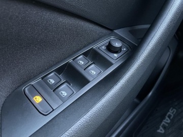 Skoda Scala Hatchback Facelifting 1.0 TSI 115KM 2025 Skoda Scala Selection ! Kamera ! Podgrzewane Fotel, zdjęcie 18