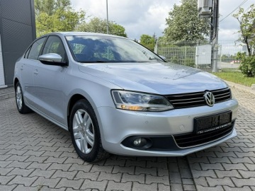 Volkswagen Jetta VI Sedan 1.6 TDI CR DPF 105KM 2013 Volkswagen Jetta Climatronic PDC Navi Gwarancja, zdjęcie 3