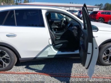 Mercedes GLC C254/X254 2025 Mercedes-Benz GLC 2025 MERCEDES-BENZ GLC 350E 4MATIC 2.0 Hybryda 201KM, zdjęcie 5