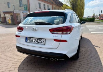 Hyundai i30 III Wagon Facelifting 1.5 T-GDI 48V 160KM 2024 Hyundai i30 1.5 T-gdi 160 PS N-LINE Full led 1.5 Benzyna 160KM, zdjęcie 6