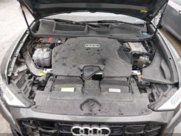 Audi Q8 2021 Audi Q8 Prestige 55 Tfsi Quattro Tiptronic 2021 3.0 Benzyna 335KM, zdjęcie 9