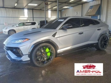 Lamborghini Urus 2024