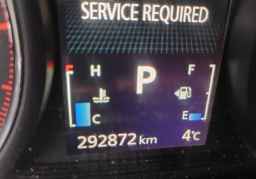 Mitsubishi Outlander III SUV 2.2 DOHC DI-D 150KM 2013 Mitsubishi Outlander 2013r, 2.3 DIESEL 4x4. Uszkodzony tyl i lekko przod., zdjęcie 13