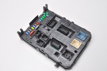 PEUGEOT 3008 I 308 T7 5008 1.6 HDI SKŘÍŇKA MODUL BSI 9664058780