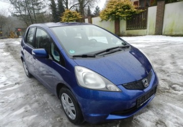 Honda Jazz III 1.4 i-VTEC 100KM 2009 Honda Jazz KLIMATRONIK 1,4 sliczna i sprawna 1.3 Benzyna 100KM, zdjęcie 2