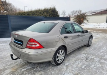 Mercedes Klasa C W203 Sedan W203 1.8 (C 200 Kompressor) 163KM 2006 Mercedes-Benz Klasa C Swiezo sprowadzony TUV 6 27. 1.8 Benzyna 163KM, zdjęcie 7