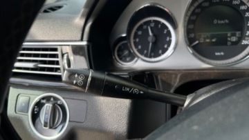 Mercedes Klasa E W212 Kombi 300 CDI BlueEFFICIENCY 231KM 2011 Mercedes-Benz Klasa E Bardzo ladny stan . 3,0 CDI Automat Pneomatyka 3.0, zdjęcie 30