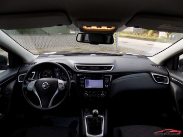 Nissan Qashqai II Crossover 1.2 DIG-T 115KM 2014 Nissan Qashqai Navi Kamera LineAssist Parkdistance 1.2 Benzyna 116KM, zdjęcie 16