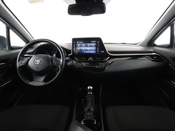 Toyota C-HR I Crossover 1.8 Hybrid 122KM 2019 Toyota C-HR navi kamera grzane fotele ACC, zdjęcie 14