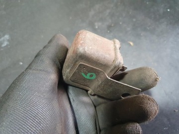 SAMOCHÓD FIAT 126 MALUCH REGULATOR PRZEKAŹNIK ELEMENT ELEKTRYCZNY