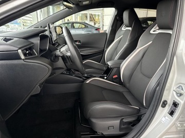 Toyota Corolla XII TS Kombi Facelifting 2.0 Hybrid Dynamic Force 196KM 2025 Toyota Corolla 2.0 Hybrid GR Sport Dynamic Seria E, zdjęcie 14