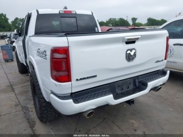  RAM 1500 LARAMIE 4X4 57 BOX 2022 5.7 Benzyna 395KM, zdjęcie 3