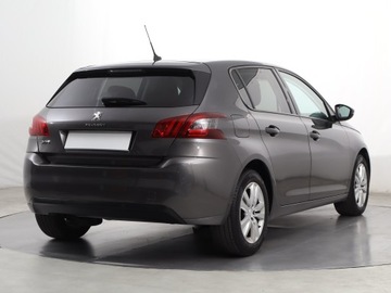 Peugeot 308 II Hatchback Facelifting 1.2 PureTech 110KM 2019 Peugeot 308 1.2 PureTech, Salon Polska, zdjęcie 4