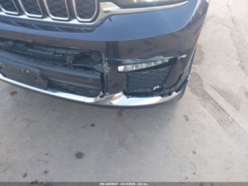 Jeep Grand Cherokee V 2023 Jeep Grand Cherokee 2023 JEEP GRAND CHEROKEE L LIMITED 4X4 3.6 Benzyna, zdjęcie 18