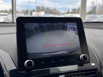 Mitsubishi Eclipse Cross SUV PHEV 2.4 188KM 2021 Mitsubishi Eclipse Cross Intense 4WD, Kamera cofan, zdjęcie 31