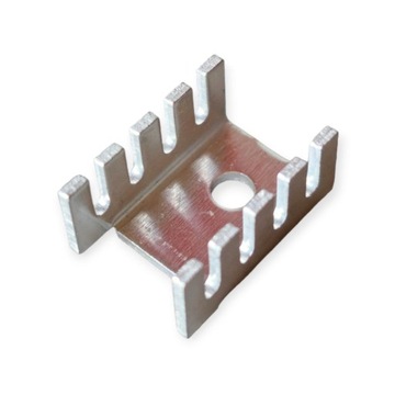 D02 RADIATOR PRASOWANY 19.05x13x21x9.53MM