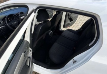 Volkswagen Golf VI Hatchback 5d 2.0 TDI 110KM 2009 Volkswagen Golf 2.0 TDI oryginalny lakier, ZERO KOROZJI nowy rozrzad, zdjęcie 7