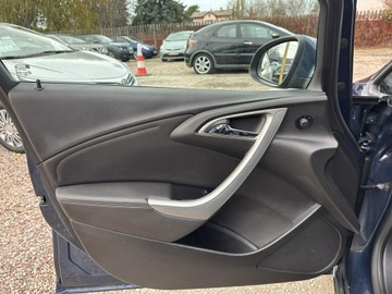 Opel Astra J Sports Tourer 1.4 Turbo ECOTEC 140KM 2012 Opel Astra Bogata wersja/Nowy rozrząd/Serwis/, zdjęcie 9