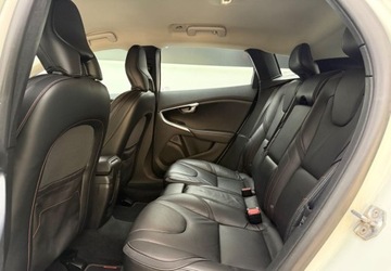 Volvo V40 II Cross Country D3 150KM 2014 Volvo V40 Volvo V40 D3 Ocean Race 2.0 Diesel 150KM, zdjęcie 22